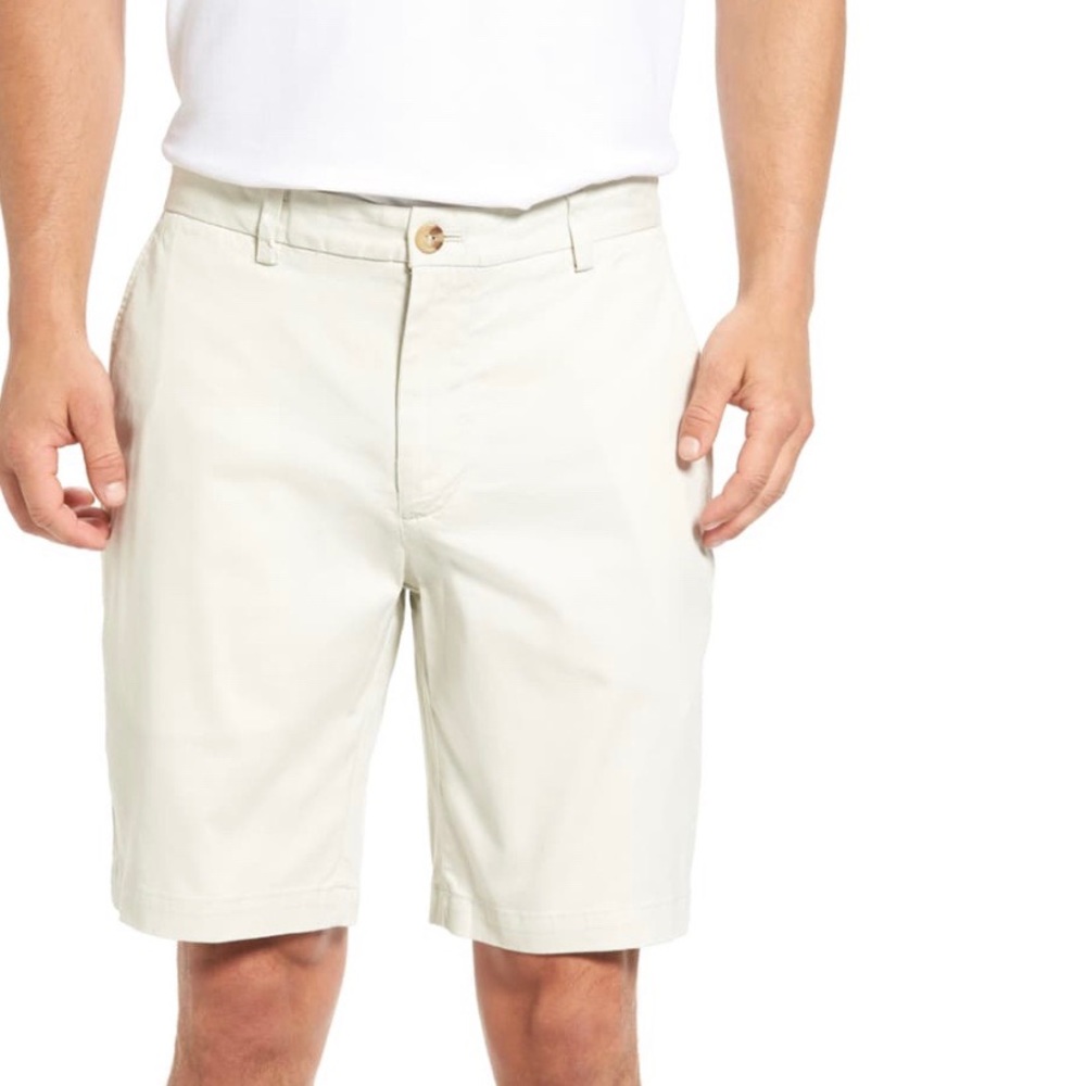 Vineyard Vines Short Khakis